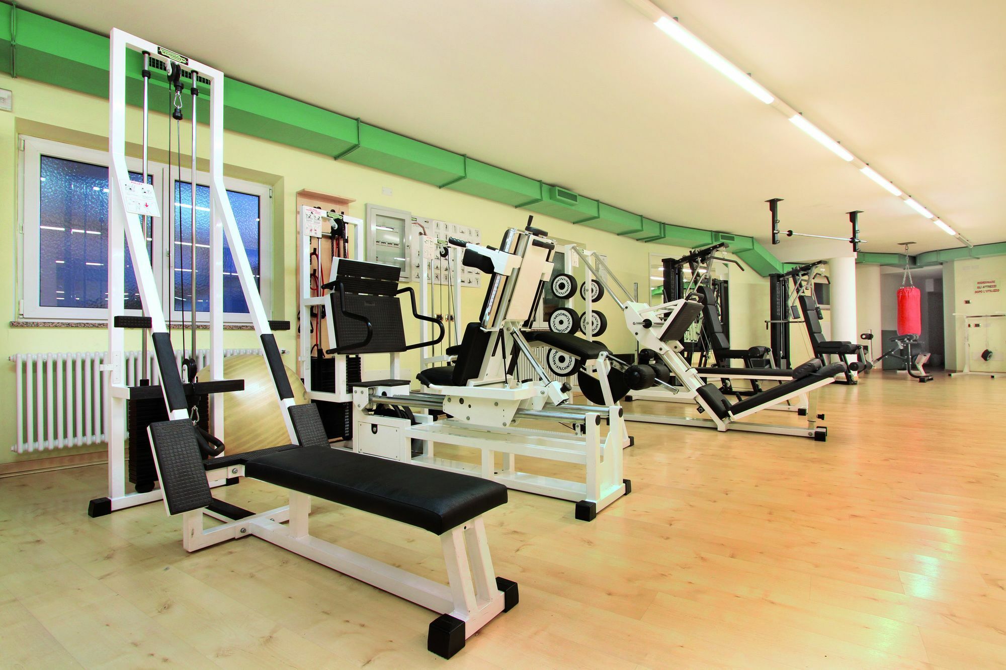 Hotel Soreghes Gran Chalet 캄피텔로디파사 외부 사진
